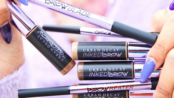 Η νέα σειρά προϊόντων για φρύδια της Urban Decay προσφέρει μέγιστη ακρίβεια και φυσικό αποτέλεσμα