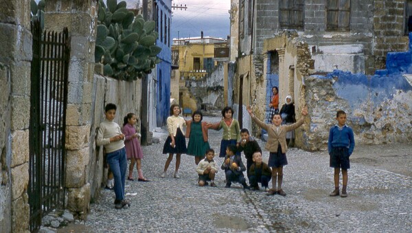 9 φωτογραφίες από την παλιά πόλη της Ρόδου, το Μάρτιο του 1960