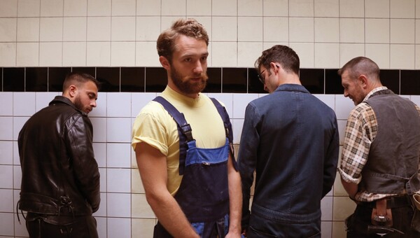 «To ψωνιστήρι» - Μια έκθεση στο Βερολίνο ξεδιπλώνει την ιστορία του γκέι σεξ στις δημόσιες τουαλέτες