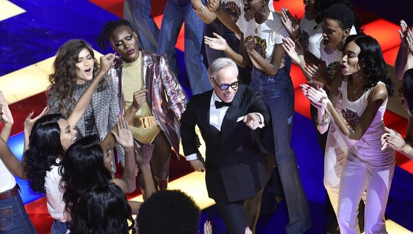 Η Zendaya και η Grace Jones στην πασαρέλα του Tommy Hilfiger