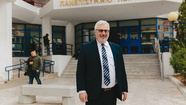 Άγγελος Κότιος: Ο πρύτανης του Πανεπιστημίου Πειραιώς μιλά για τη στρατηγική του ιδρύματος που διοικεί