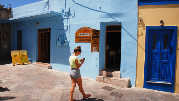 Δυό ταξίδια στη Νίσυρο. Το 1982 και τώρα.
