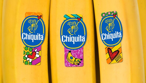Oι μπανάνες Chiquita κάνουν τα Χριστούγεννα πιο fun και χρωματιστά με τα νέα αυτοκόλλητα Romero Britto