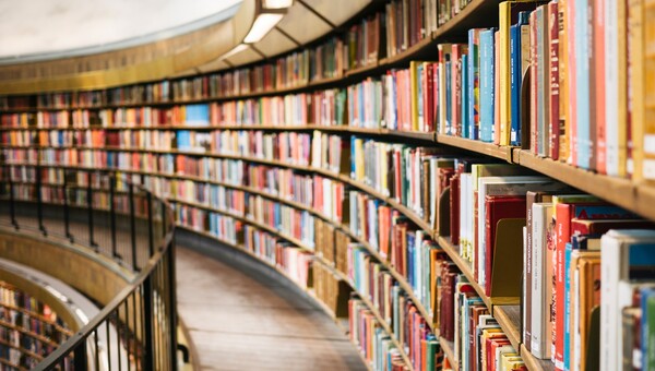 University of Nicosia: Η 3η Διάλεξη Σαριπόλου αναλύει το μέλλον της κοινής εμπορικής πολιτικής 