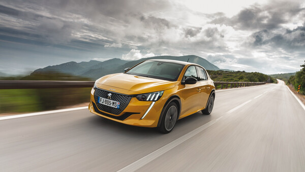 Peugeot 208: Ο βασιλιάς των λιονταριών