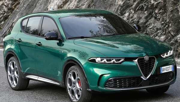 Η Τοnale σύμβολο της νέας εποχής της Alfa Romeo