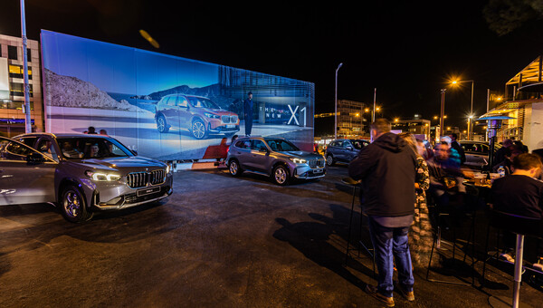 BMW ΣΦΑΚΙΑΝΑΚΗΣ: Exclusive BMW X1 Festive Event