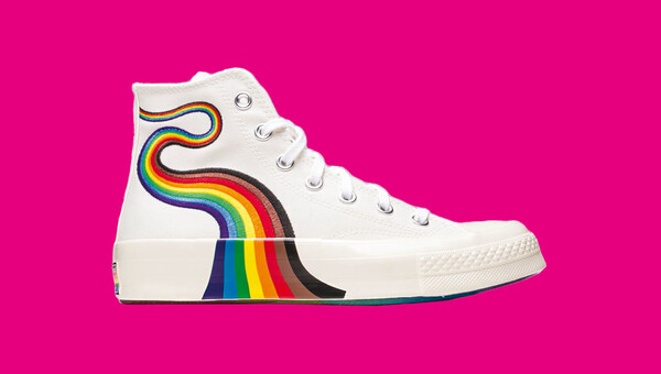 LiFO shopping: Ρούχα και αξεσουάρ εμπνευσμένα από το ATHENS PRIDE 2023