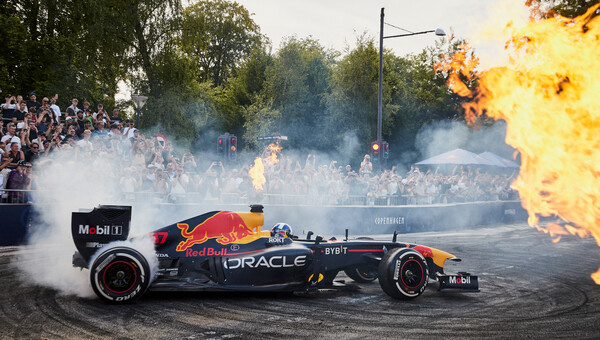 Ετοιμάσου για το Red Bull Showrun by ALUMIL και δες από κοντά την εμβληματική RB7