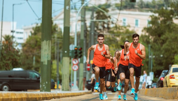 Οι adidas Runners ξέρουν πώς να προετοιμάζονται για τον Αυθεντικό Μαραθώνιο της Αθήνας