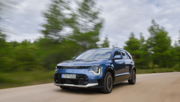 Υβριδικό ή ηλεκτρικό; Η απάντηση είναι Kia Niro