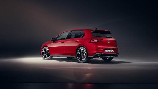 Νέο Volkswagen Golf 50 Years