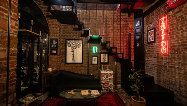 Maquina Sagrada Tattoo Studio, Τρίκαλα