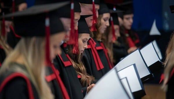 Study Rooms: Σπουδές Ιατρικής σε κορυφαία ευρωπαϊκά πανεπιστήμια με 100% επιτυχία