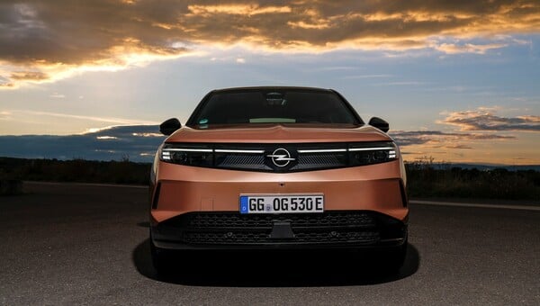 Τα ηλεκτρικά μοντέλα της Opel είναι οικογενειακή υπόθεση