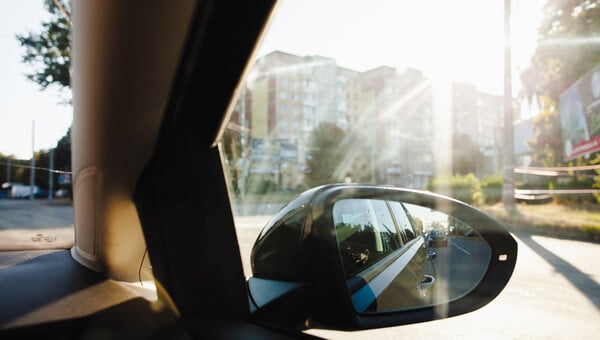 Avis Car Sharing: Mια νέα εποχή «πράσινης» και εύκολης μετακίνησης στην πόλη