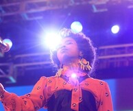 Νέα καταπληκτική Lauryn Hill