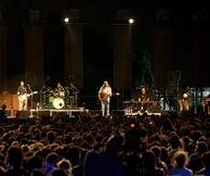 Το διπλό Sold out του Γιάννη Χαρούλη στον Λυκαβηττό