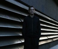 Άκουσε το ηλεκτρονικό σετ του Βασίλη Κουλιγκά στον βρετανικό Rinse Fm