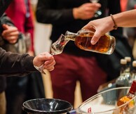 Δοκιμάζουμε τα καλύτερα ελληνικά αποστάγματα στο Ζάππειο