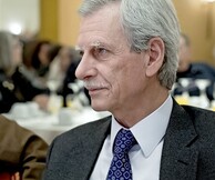 Αντώνης Λαγγουράνης, Ποιος μπορεί να μας γιατρέψει