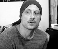 «Η Μοναξιά της Βαρύτητας», Γιώργος Χωματηνός