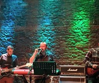 Μάνος Αλιγιζάκης Live