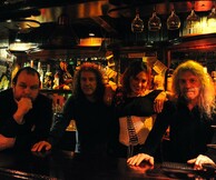 Live Εμφάνιση των Βαριετέ της Τρέλας