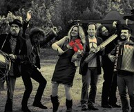 Ευανθία Ρεμπούτσικα - «Το αστέρι κι η ευχή»... με φόντο μια πανσέληνο!