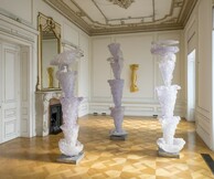 Lynda Benglis, In the Realm of the Senses