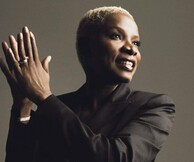 ANGELIQUE KIDJO