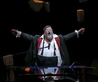 Σταμάτης Κραουνάκης, Ολοι ένα, φίλα με