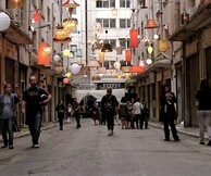 Την Παρασκευή αλλάζουμε τα φώτα στου Ψυρρή!