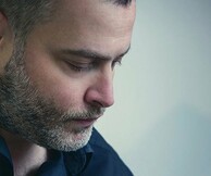 Με τη μαγεία της κιθάρας