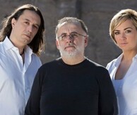 Θάνος Μικρούτσικος-Γιάννης Κότσιρας-Ρίτα Αντωνοπούλου