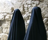 ΝΕΦΕΛΗ ΚΟΝΤΑΡΙΝΗ «ΔΥΟ ΜΑΤΙΑ ΜΟΝΟ...»