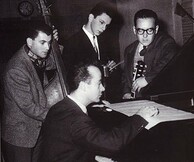 ΜΙΜΗΣ ΠΛΕΣΣΑΣ «ΕΝΑΣ ΔΡΟΜΟΣ, ΧΙΛΙΕΣ ΝΟΤΕΣ»
