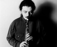 «ΣΥΝΟΜΙΛΙΕΣ ΜΕ ΤΗ WORLD MUSIC» ΤΡΙΑ ΕΛΛΗΝΙΚΑ ΣΧΗΜΑΤΑ