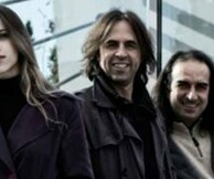 Μιχάλης Κούμπιος-Βασίλης Λέκκας-Σαββέρια Μαργιολά, Στους δρόμους της βροχής και του ανέμου