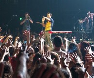 Maraveyas Ilegal, “Weekend”