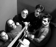 ΘΑΝΟΣ ΜΙΚΡΟΥΤΣΙΚΟΣ - ΥΠΟΓΕΙΑ ΡΕΥΜΑΤΑ ΚΑΙ ΓΙΑΝΝΗΣ ΚΟΥΤΡΑΣ - ΤΟΥΣ ΕΧΩ ΒΑΡΕΘΕΙ!...