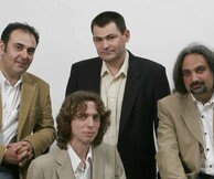 Ο Ανδρέας Καρακότας και οι Plaza Ensemble ερμηνεύουν Χατζιδάκι