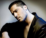 Αδάμ Τσαρούχης