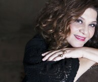 Γιώτα Νέγκα