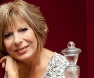 Βίκη Μοσχολιού, Νυν και Αει