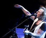 Βασίλης Παπακωνσταντίνου "Οι φωνές των ποιητών" 