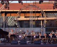 Jazz Octet Στρατιωτικής Μουσικής Φρουράς Αθηνών, Blue Mood