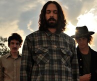 Chickn/ Το Κορίτσι Κοιμάται