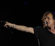 Βασίλης Παπακωνσταντίνου