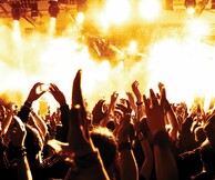 SP! WSY! You Say Party! We Say Yeah!: closing 6th season at six dogs
